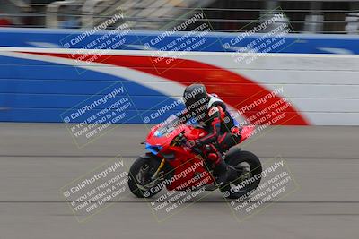 media/Oct-15-2022-Fastrack Riders (Sat) [[9a18b22502]]/Level4/Start Finish 900am/